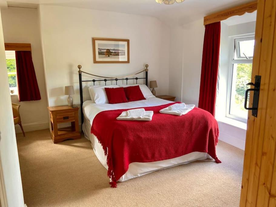 Scenic Welsh Cottage In The Brecon Beacons คริกเฮาเวลล์ ภายนอก รูปภาพ